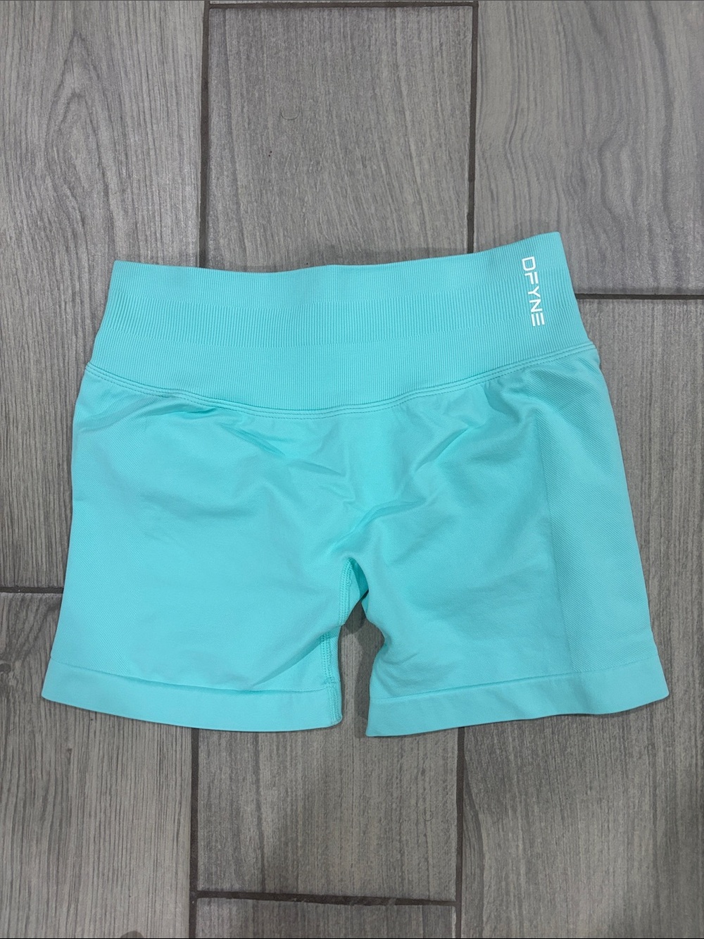 DFYNE SHORTS